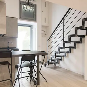  Apartment Youhosty - Pavia 7 Italy